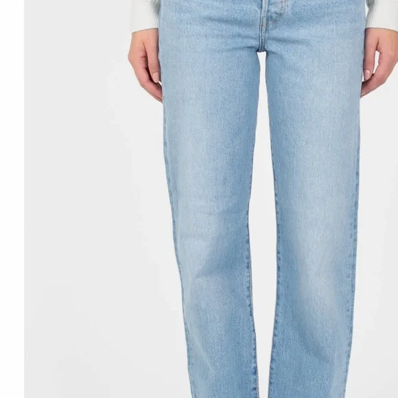 Levi's Women's Straight Leg Jeans in Light Blue - Picture 1 of 5